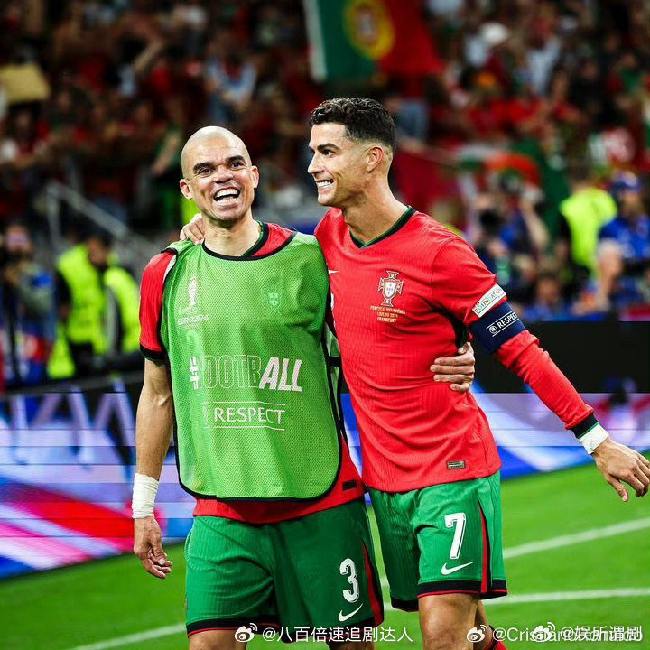 #欧洲杯的纪录又双叒叕被打破了#看着老将们的离去，我们心怀敬意；感受着青春的力量