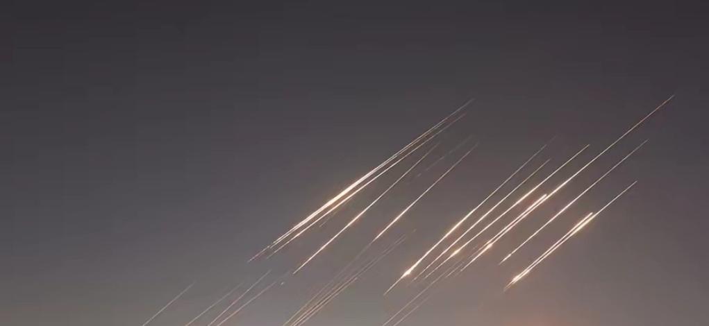 美特种部队公然海上劫道！强扣中国货船，光天化日玩双标？

美军于印度洋之上，再度