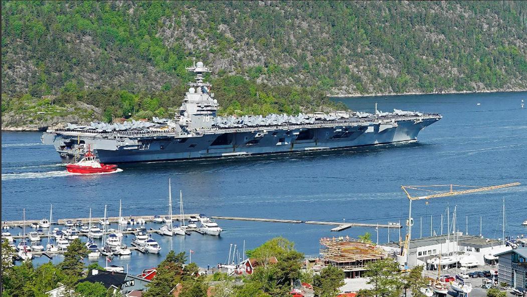 这下好了，“福特” 号还没到波斯湾就已经被打出屎来了

美国计划对伊朗的攻击出了