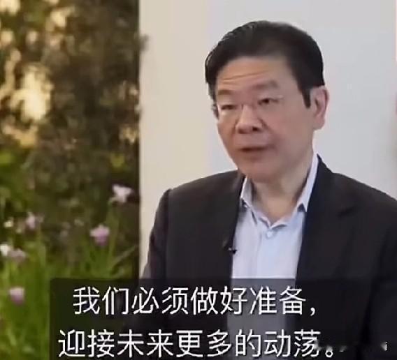 这次中日之争，几乎所有的国家都选择了沉默，唯独新加坡跳了出来。
有几个国家的表态