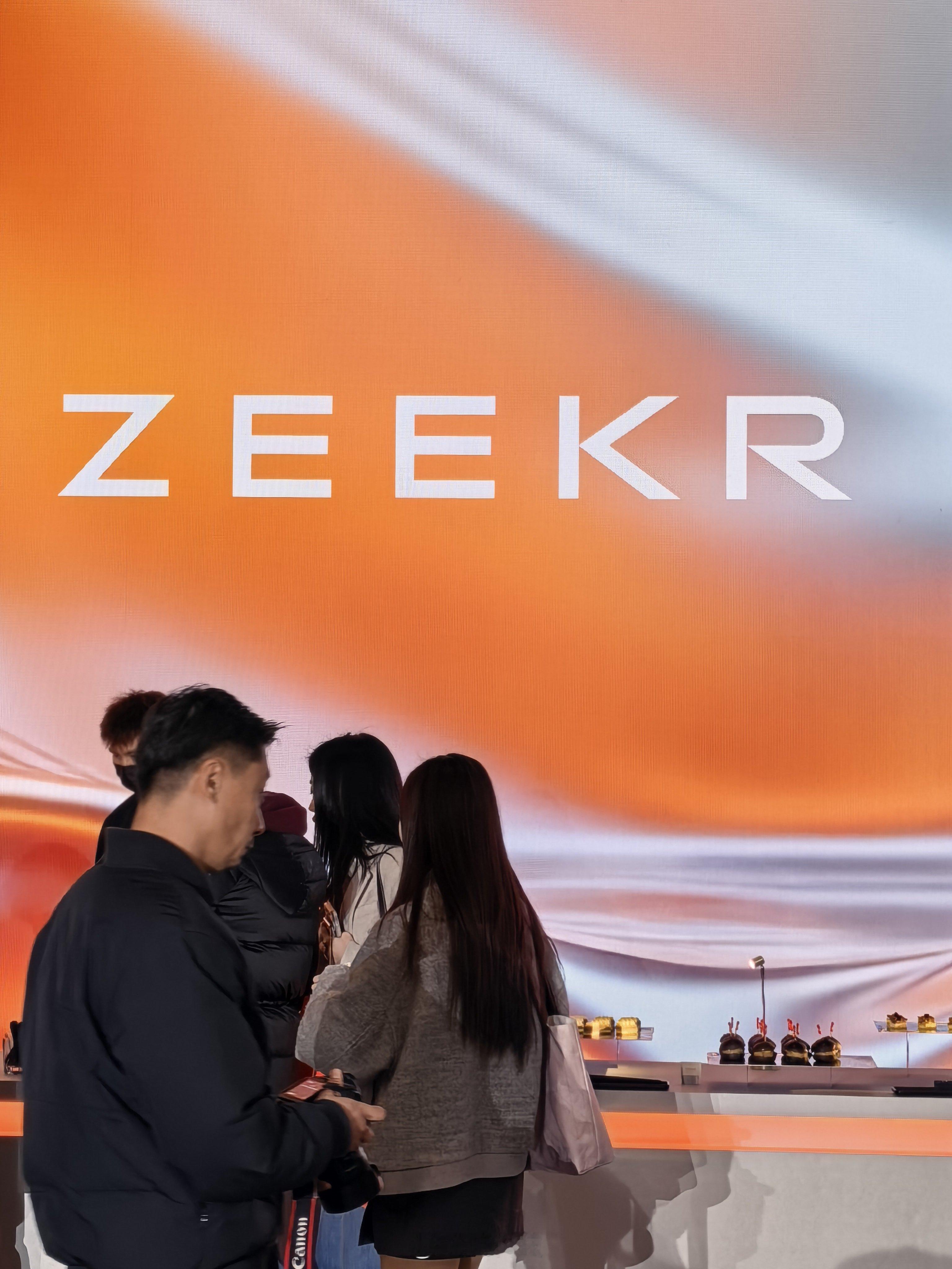 极氪8X真帅啊！极氪8X新公路之王