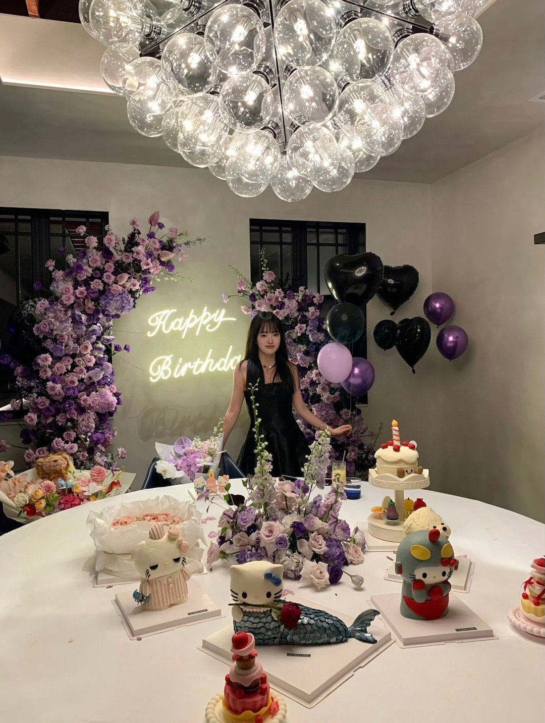 过生日哥哥不在？Jackeylove女朋友吴55发博庆祝23岁生日：一眨眼就23