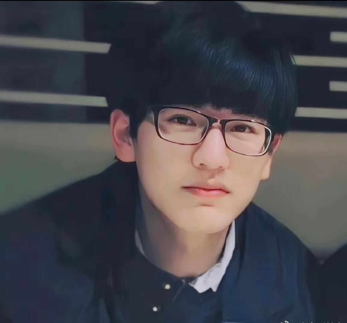 张凌赫的戏路,没有太大改变吗?有啊！每部剧都有变化，都有惊喜！目前看过他主演的《