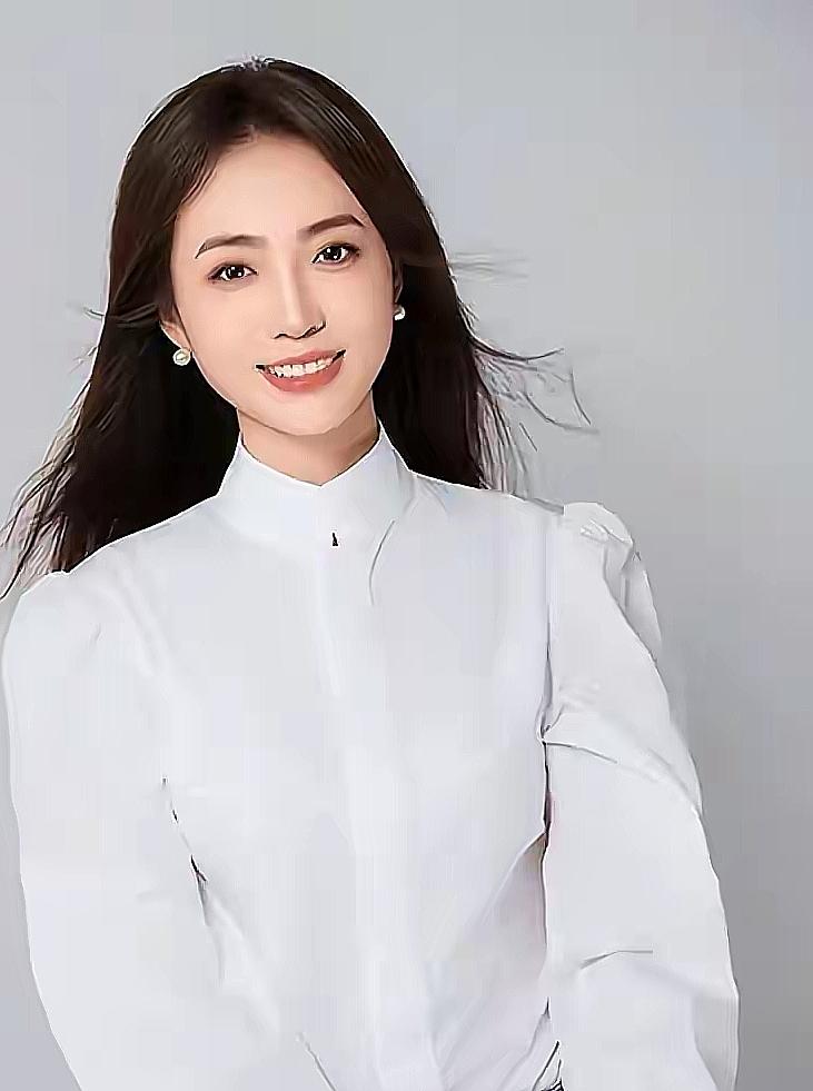 许家印被捕倒台后，恒大歌舞团长白珊珊，被曝居然嫁给了这个男人

 
随着许家印正