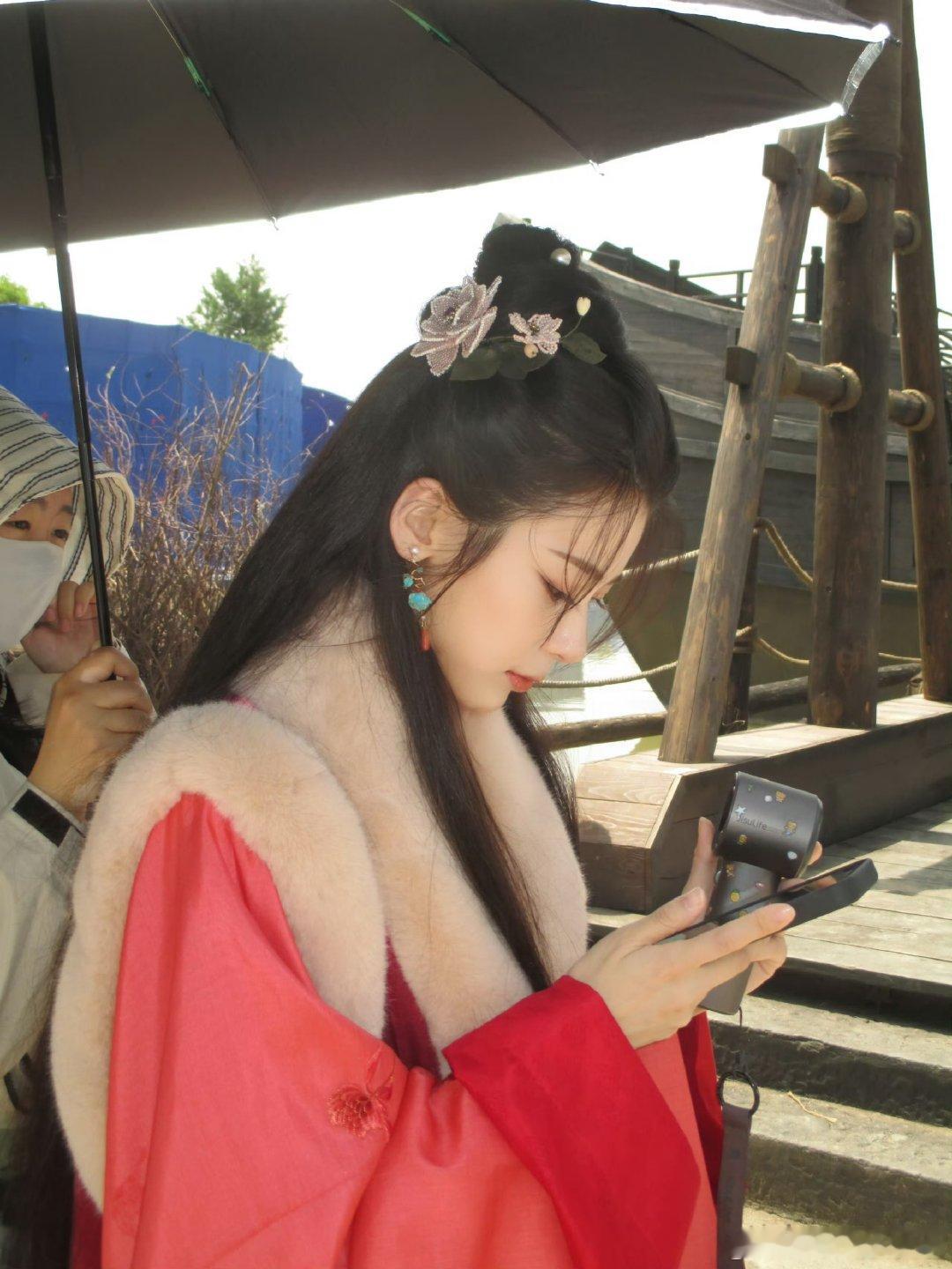 赵昭仪赵昭仪告别沈湘灵赵昭仪发文告别沈湘灵赵昭仪发文告别沈湘灵 