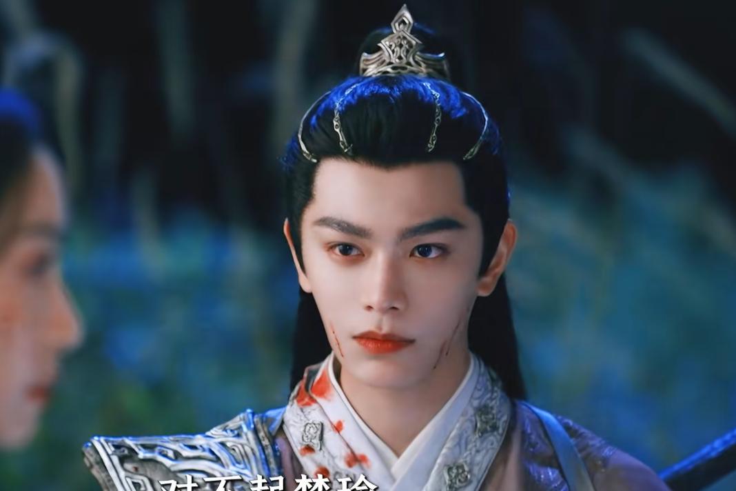 千万别被《山河枕》叔嫂文学劝退了！

楚瑜重生前嫁的也是自己心爱的男人，虽然从小