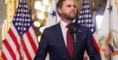 [微风]美国犯过的最大错误！美国副总统万斯称，美国最大错误就是，在苏联解体的时候