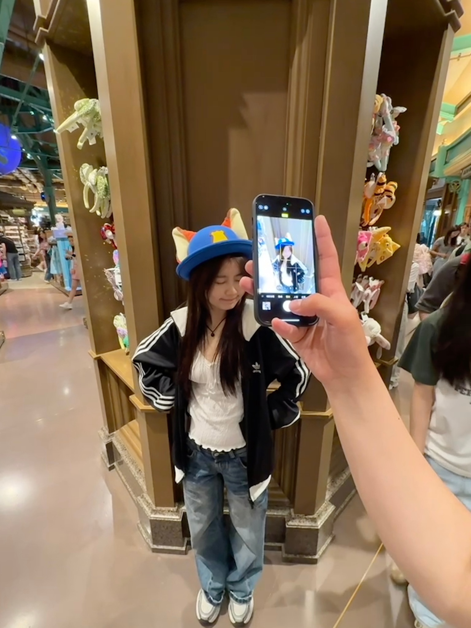 迪士尼只有几张皂片 疲惫脸但也留念一下吧（¯﹃¯） ​​​