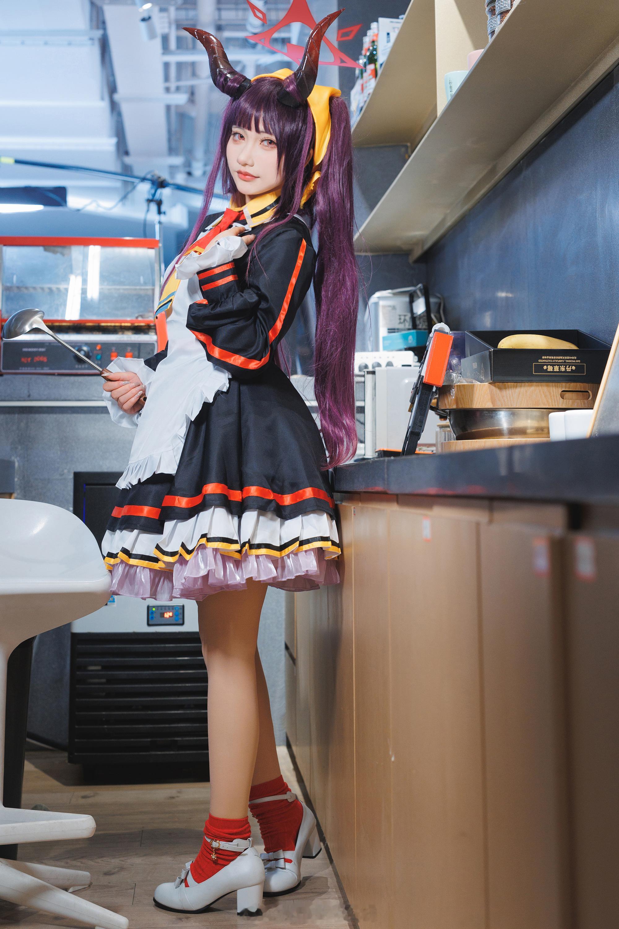#蔚蓝档案[超话]##cosplay# cos了格黑娜唯一（能吃）煮饭婆枫香参加