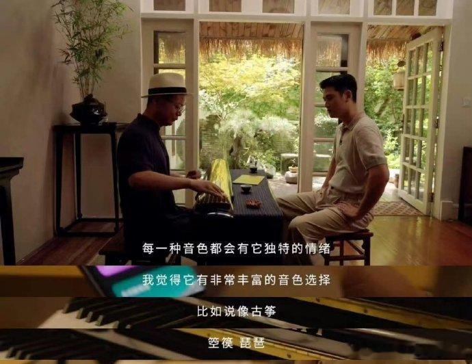 周兴哲重编永不失联的爱很多歌手会吃老本躺平在爆款作品里，周兴哲反而选择回头重新打