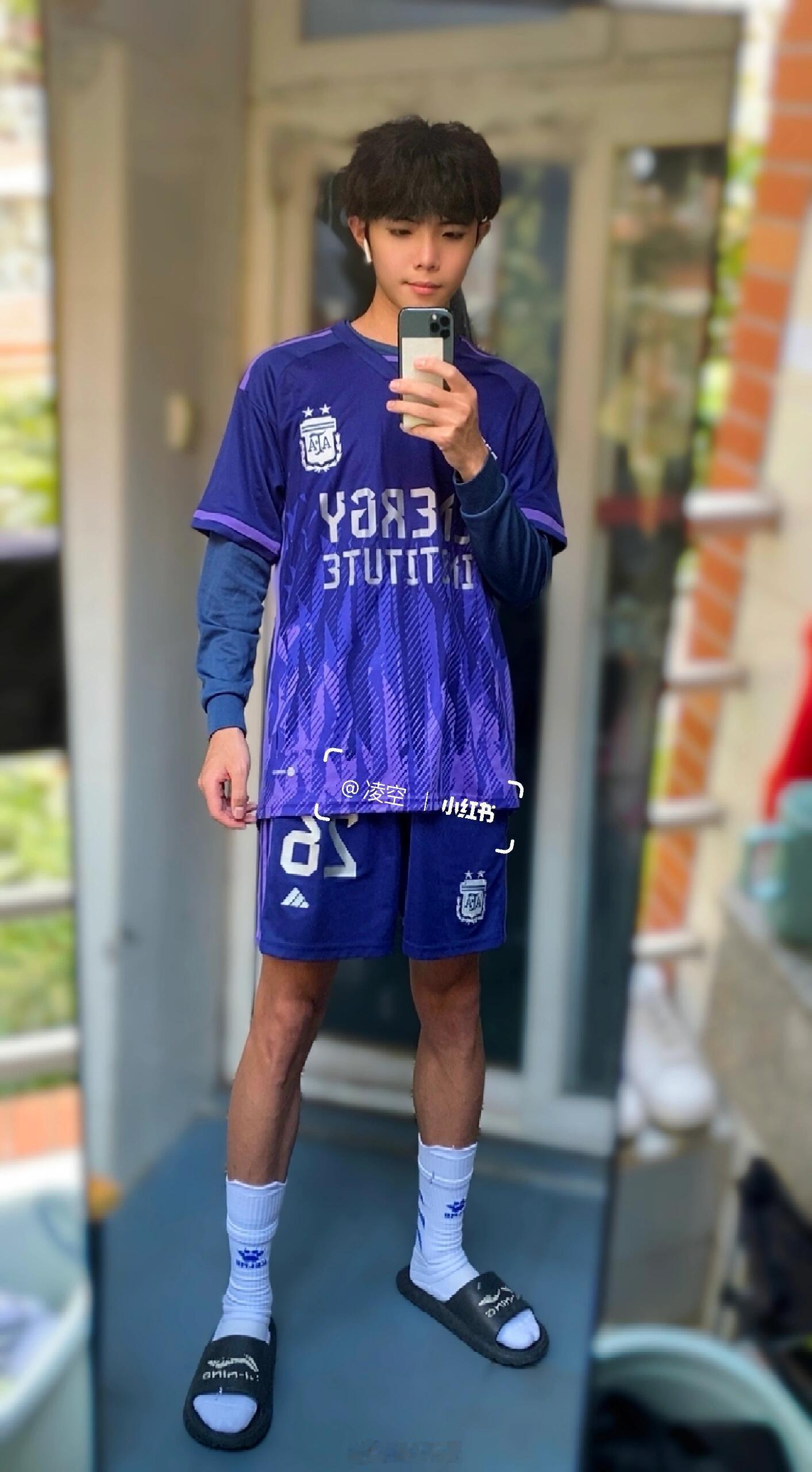 下次见面就该说好久不见了。传送门丨凌空 ​​​