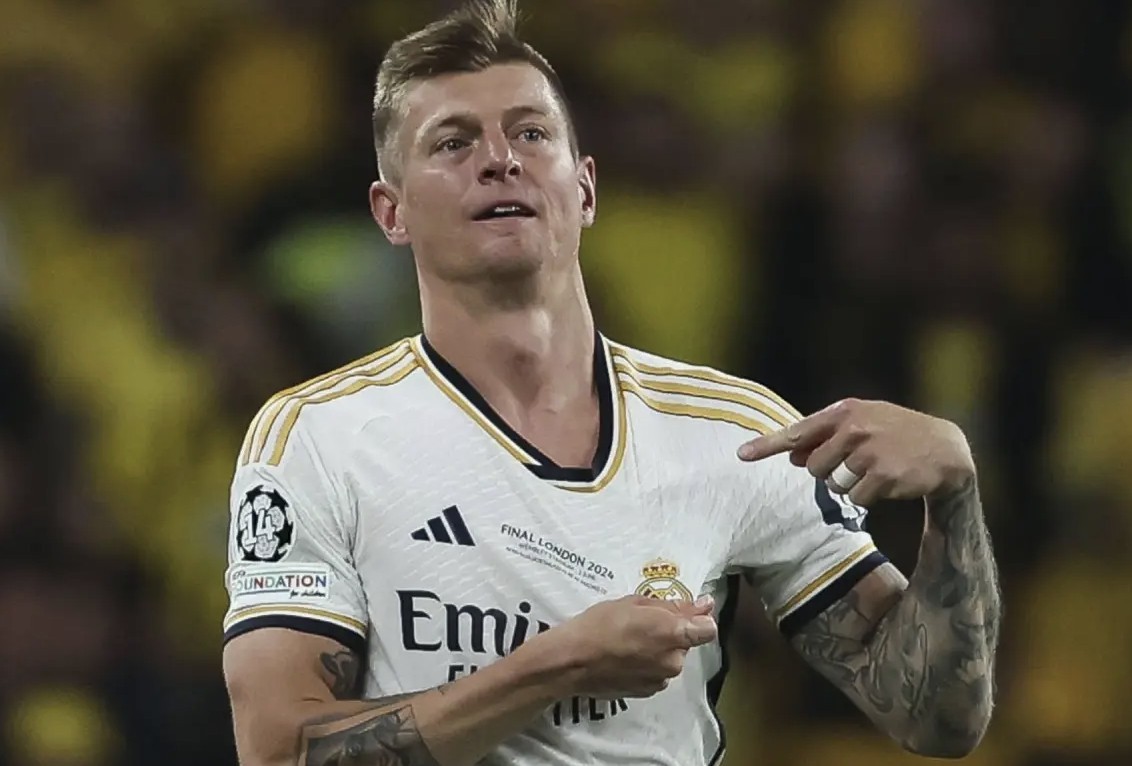 【克罗斯：巴萨本赛季不会赢得任何洲际冠军；欧战的对手是顶级的】谈及弗里克治下的巴