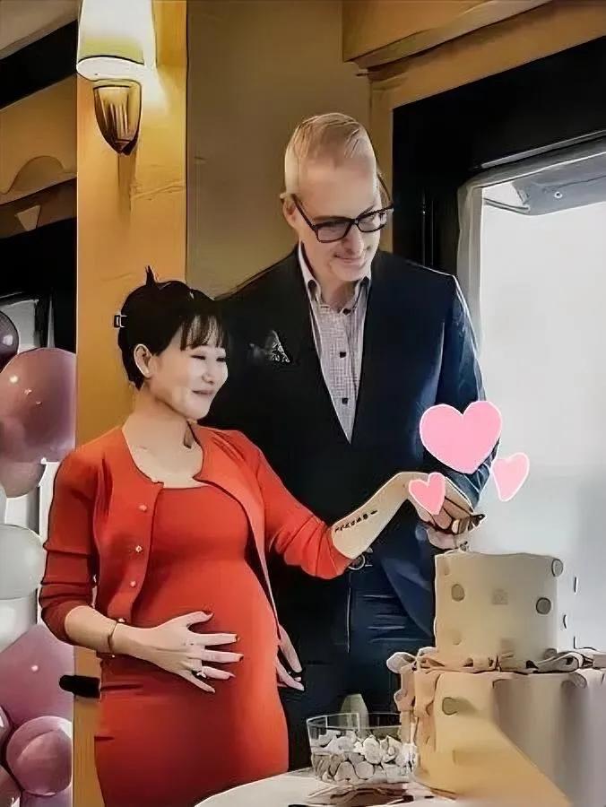 南京Lily这操作，绝了！

38岁孕妇异国逆袭，咋做到的？

这位姐本是去西雅