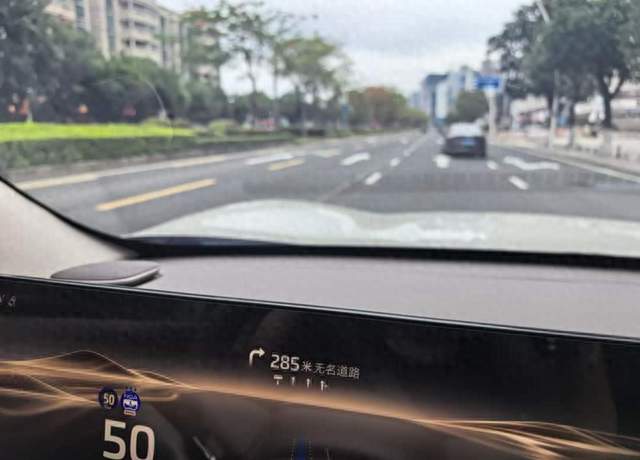 试完新款智己LS6，换车计划一下从以后变成了现在