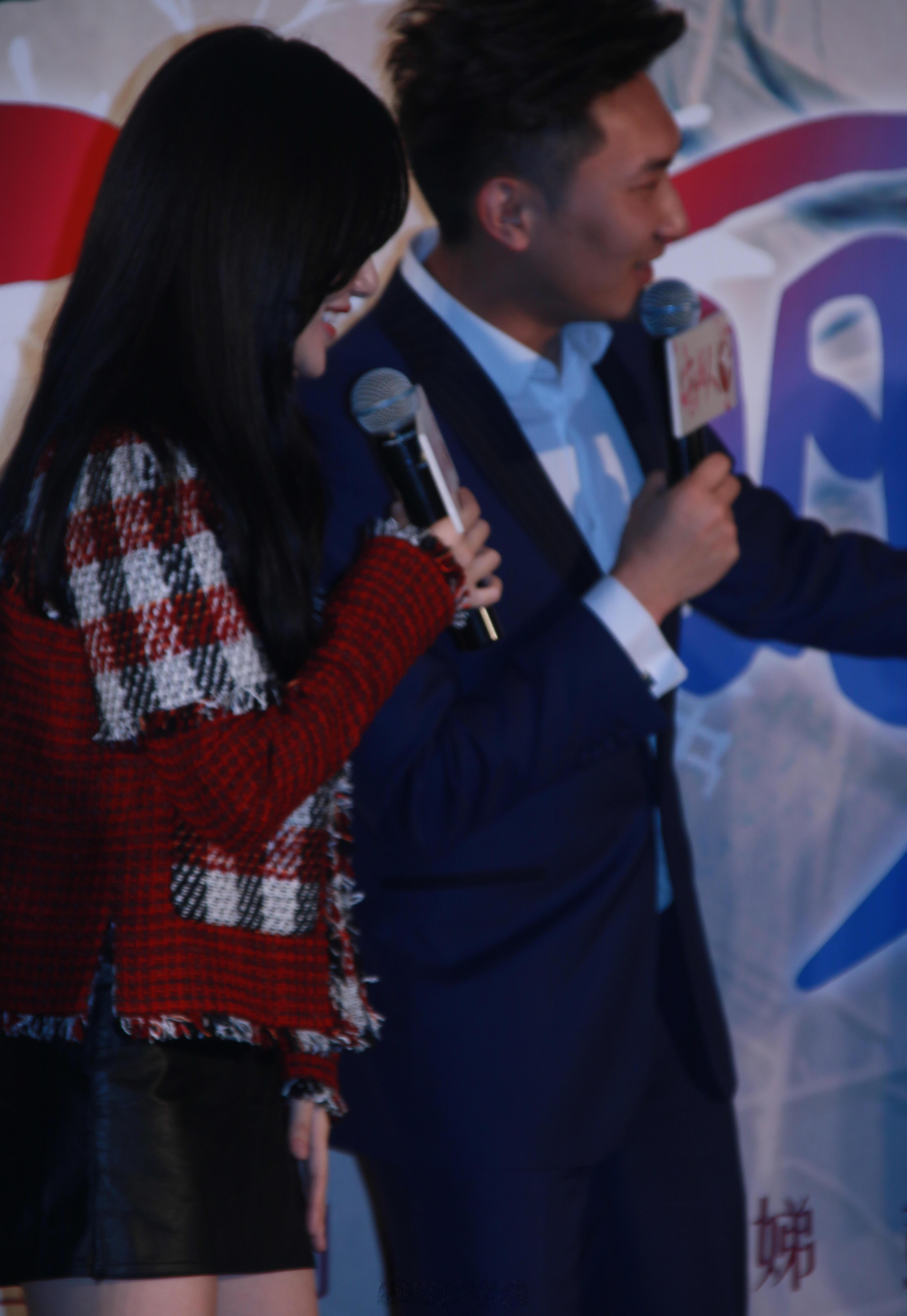 李小璐 格子衫 ​​​