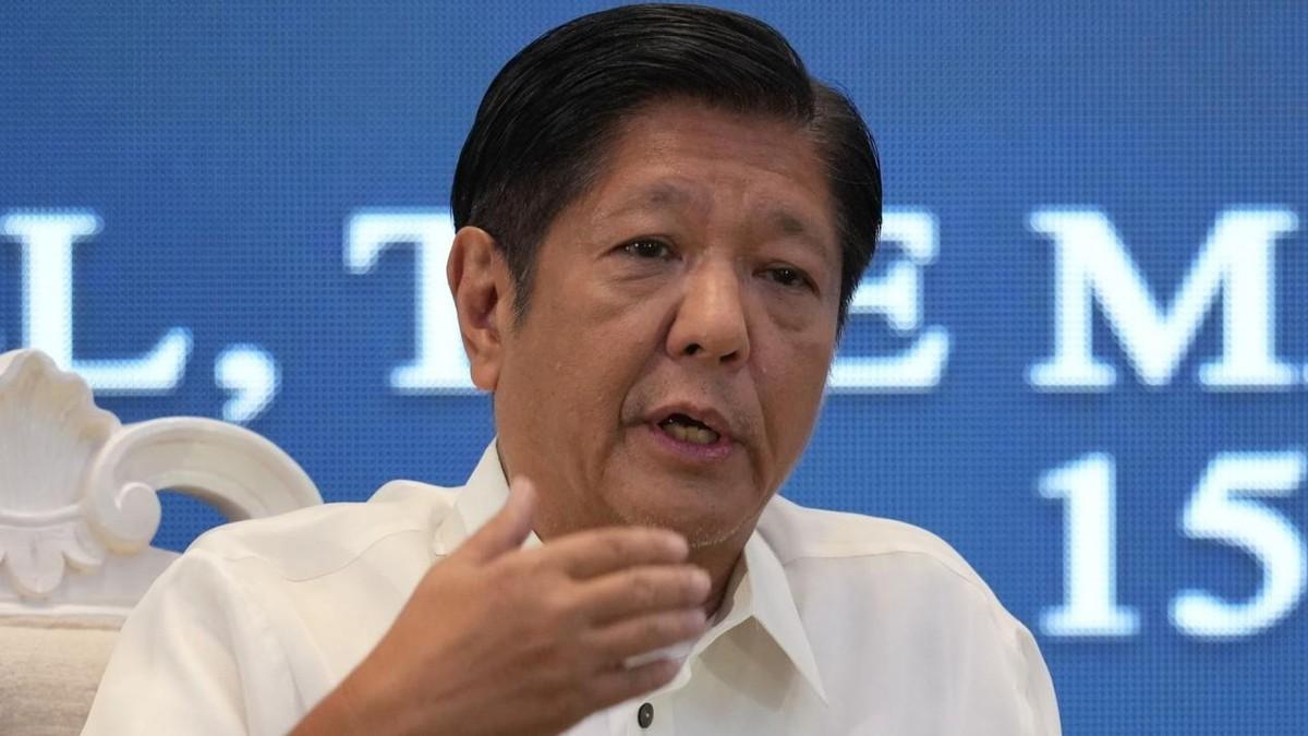 马科斯纵容特奥多罗胡闹，对中国能混一天是一天
菲律宾防长特奥多罗执意切断中菲军方