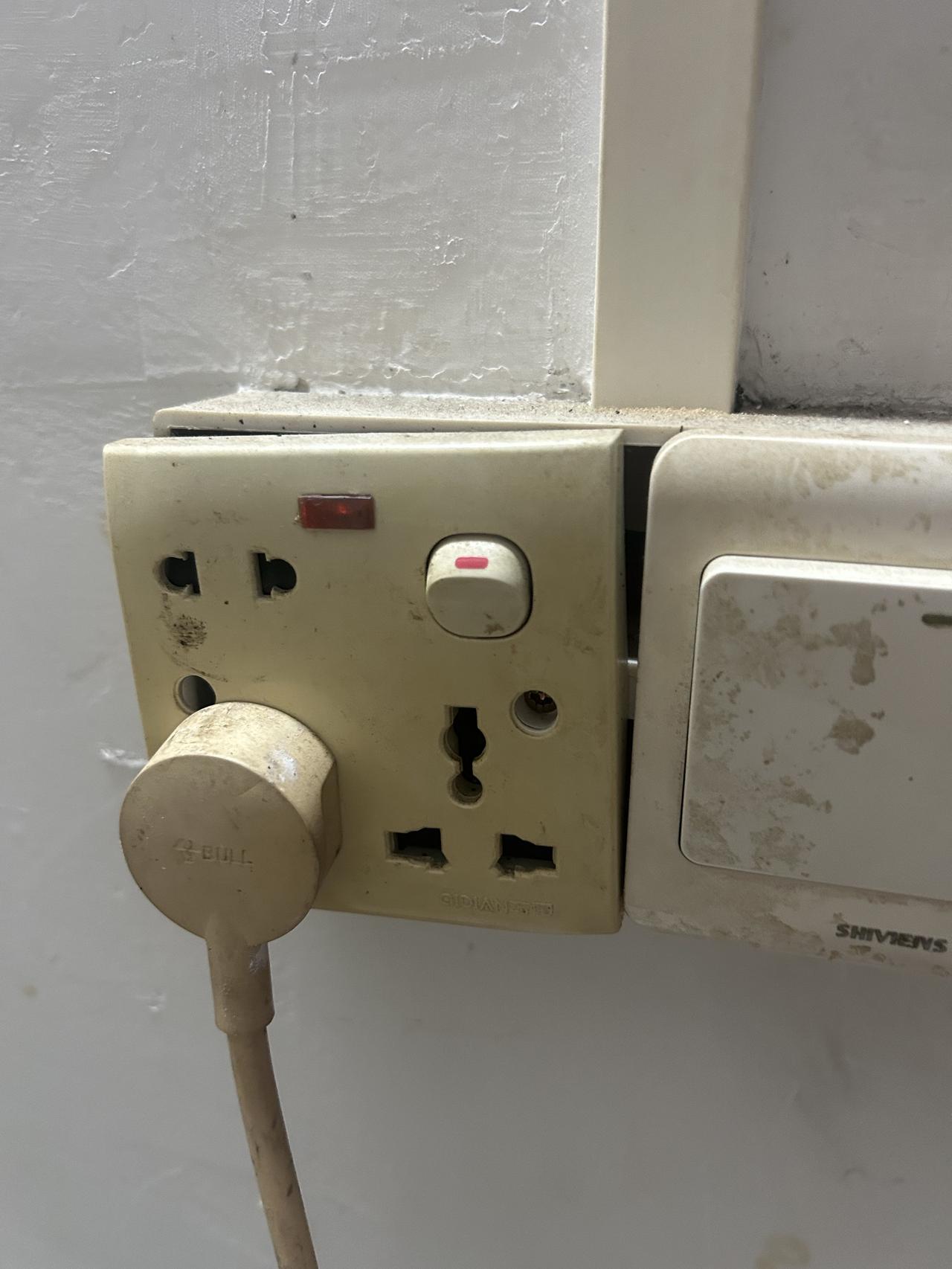 家里装修的纸箱是卖掉还是扔掉?我一般都会丢了的，因为没那么多空间放，你们呢