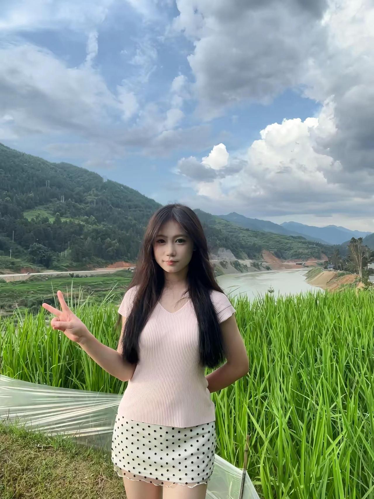 三观正的做我朋友，五观正的做我男朋友