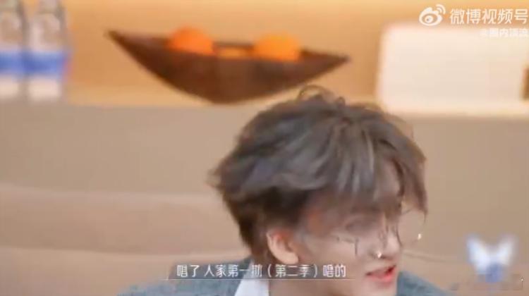 邓佳鑫的用心程度做什么都会成功的 邓佳鑫带着满满的诚意加入《17号音乐仓库》，他