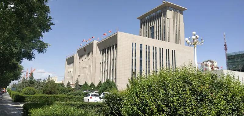 2025年6月5日，甘肃省酒泉市中级人民法院裁定，社区矫正对象赵某因勇救落水儿童