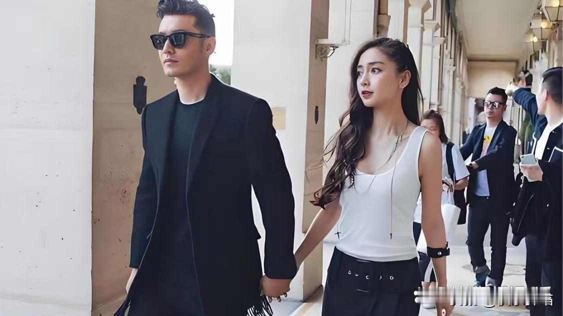 问男同事：“杨颖长得那么漂亮，黄晓明为啥还跟她离婚了呀?”男同事冷笑一声，不紧不