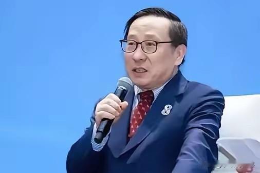 高志凯喊话拆掉“移民局”牌子！当年拍板的专家，你们欠老百姓一个交代！
​高志凯又