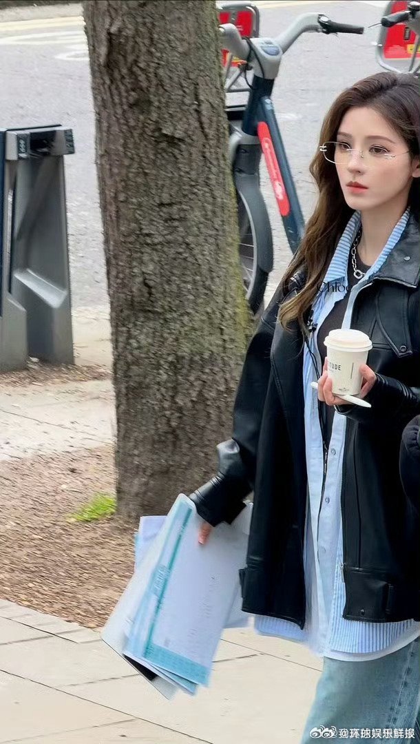 张予曦妈咪变学姐合伙人 人美穿啥都好看！张予曦《合伙人》两套造型直接美出新高度！