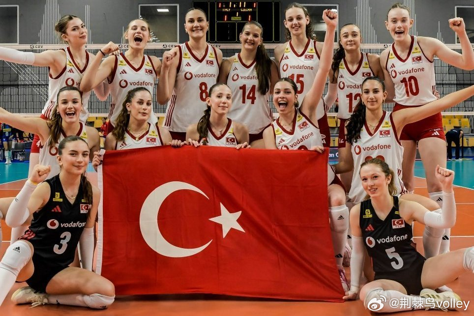 U18女排欧锦赛，🇹🇷 土耳其女排3-1击败匈牙利 🇭🇺晋级决赛，将同?