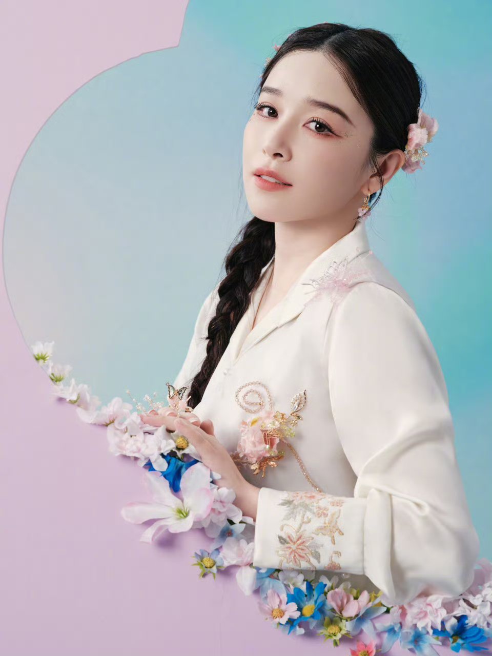 阚清子花神造型阚清子花仙子造型好美啊，《咏春》舞台太棒了，姐姐进步飞速，继续加油