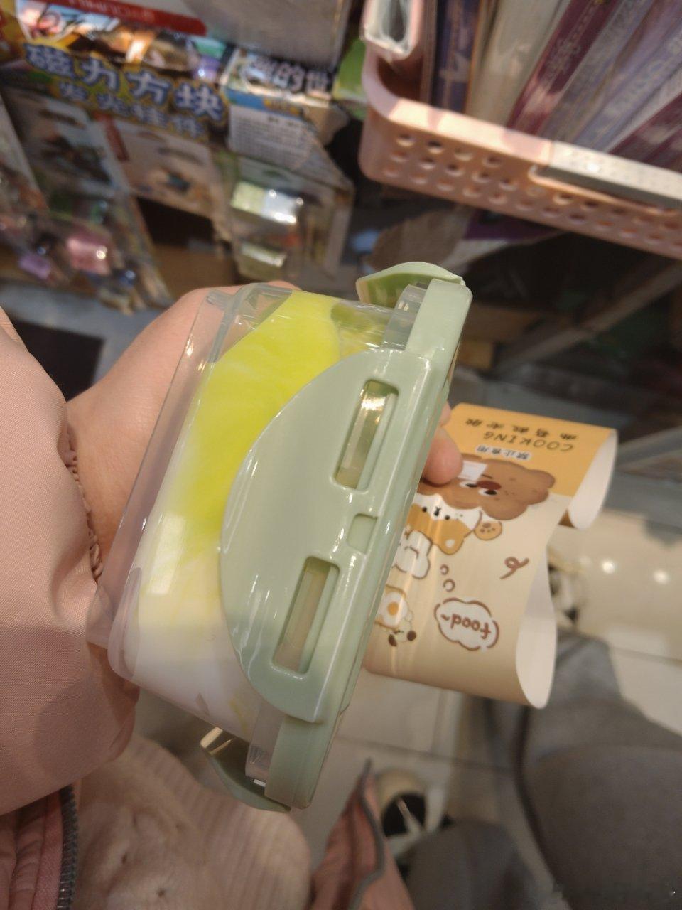 妹子们，我买到了一款颜色超级正的星落林青起泡胶 