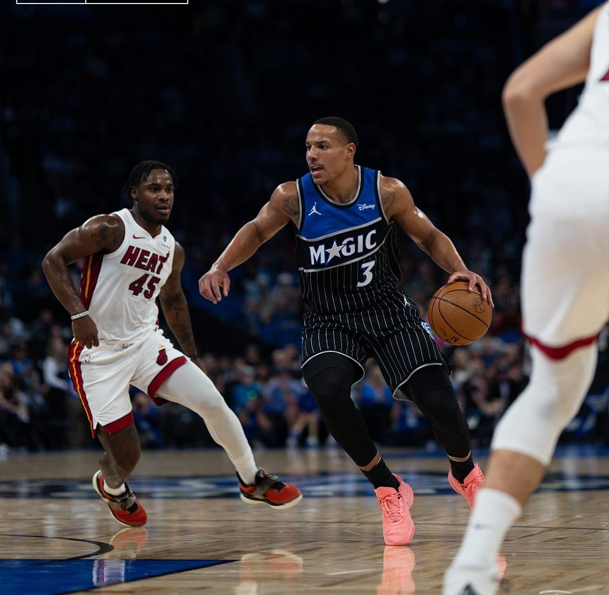 热火六脉神剑，贝恩收割比赛。
NBA杯赛热火开局5中5弹无虚发一波13—0精准打