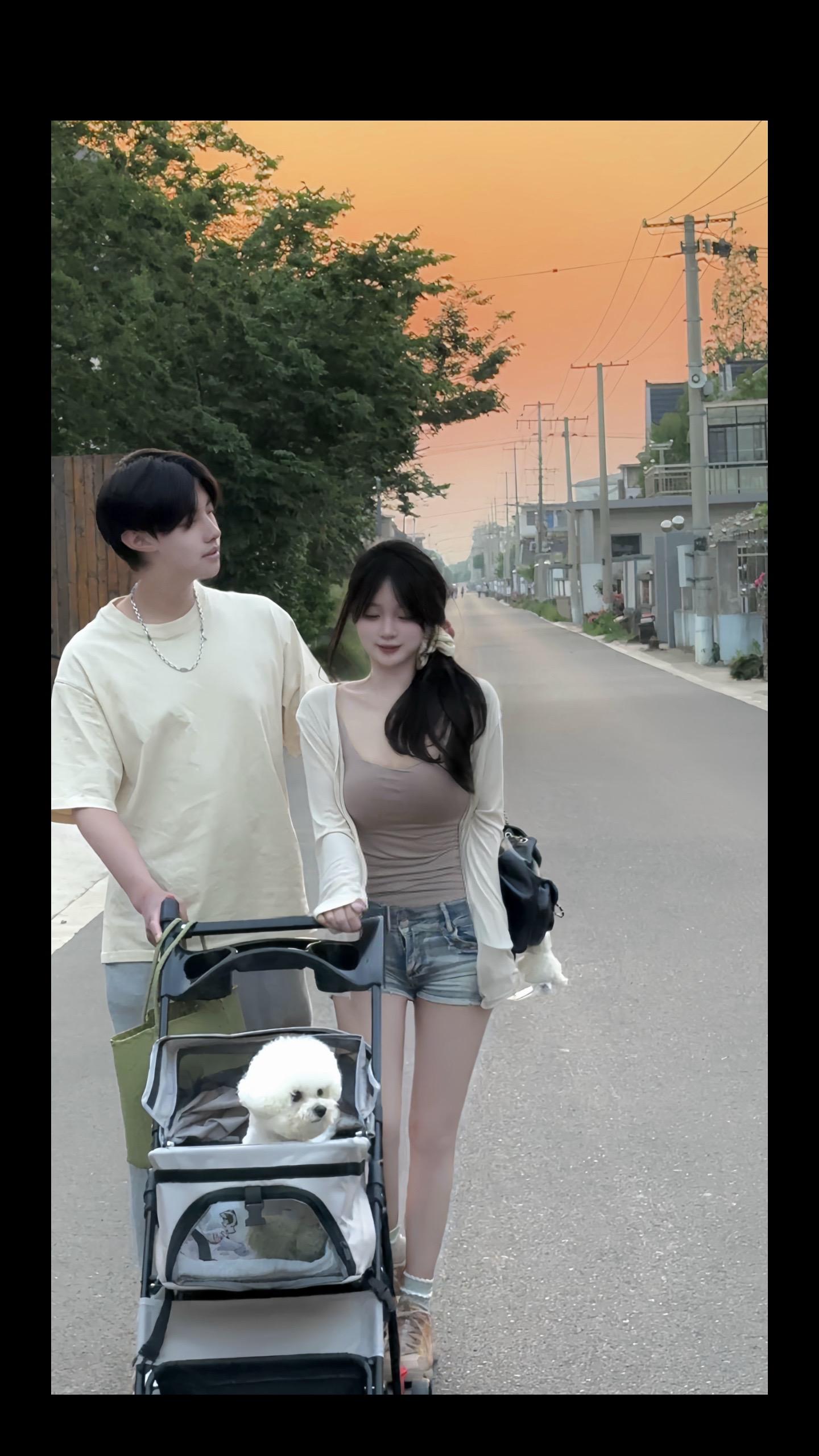 落日的幸福定格瞬间