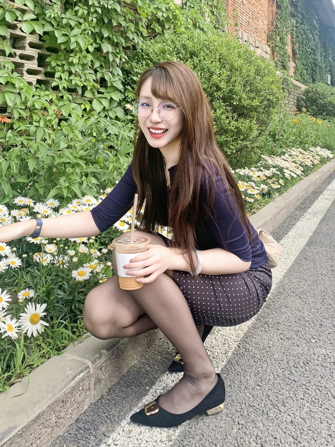 静静盼望露台花开，是否更觉精彩