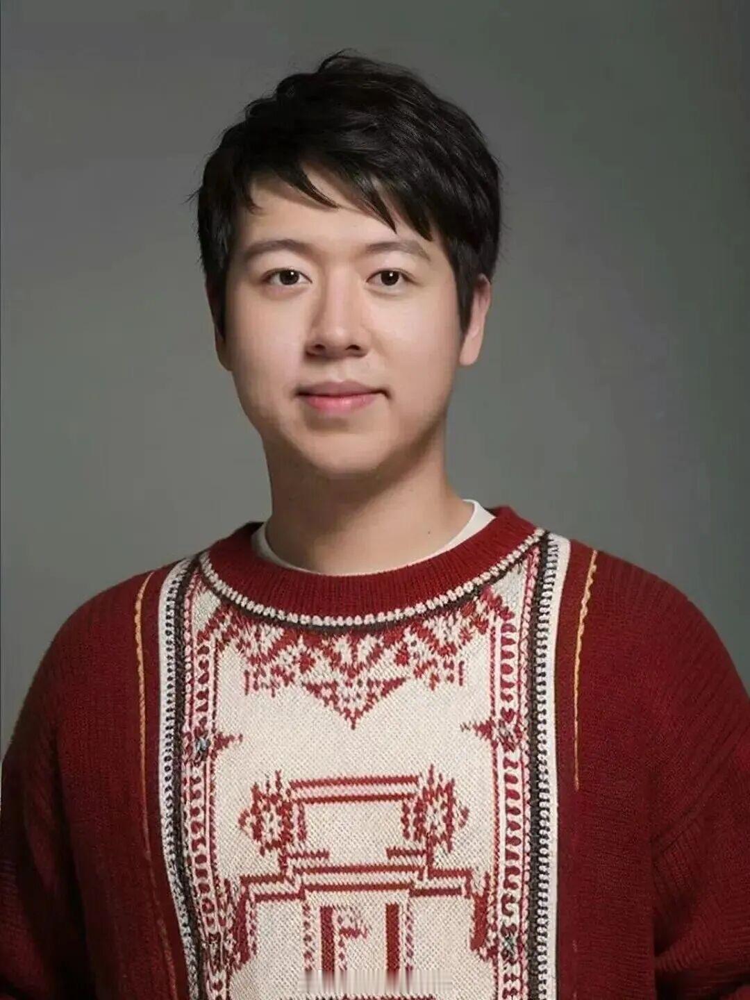 据 AI 科技评论消息，星海图孵化首席科学家许华哲创业，新公司将会切入具身智能 