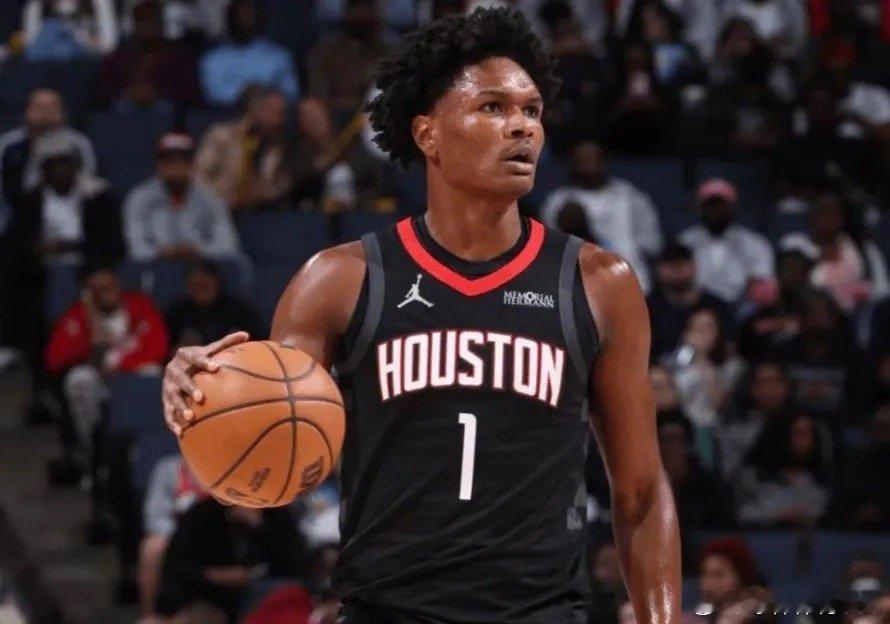 阿门汤普森灰熊和火箭这场比赛，火箭首节就确立了12分的领先优势，而这也成了灰熊难