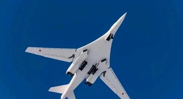 中国用了20年，才把乌克兰军工技术给吃透了，军事因此突飞猛进，可唯独留下了一大遗