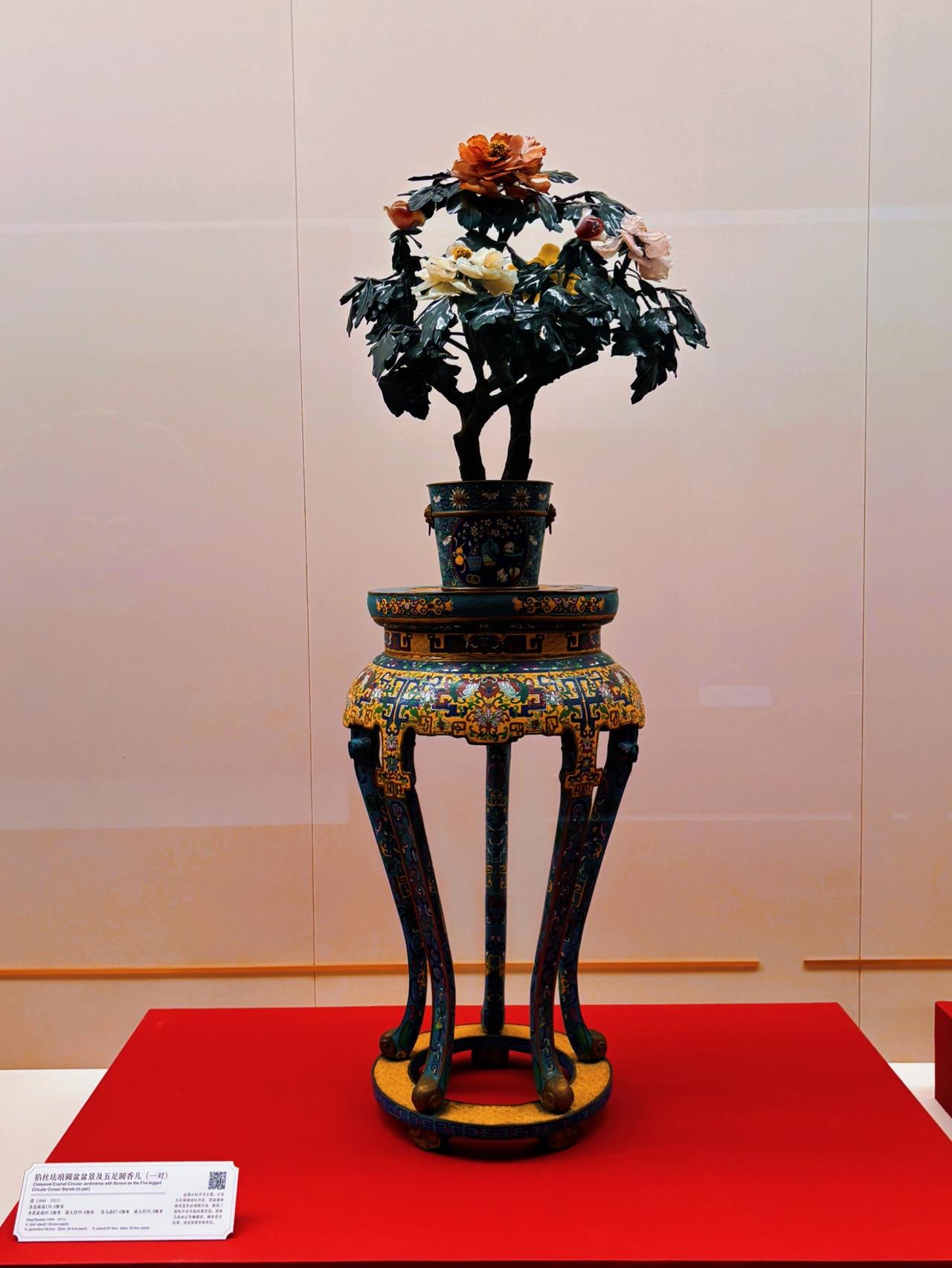 来了上海博物馆才知道，什么叫真正的金枝玉叶，中国古代的手工艺，太精美了！
上海 