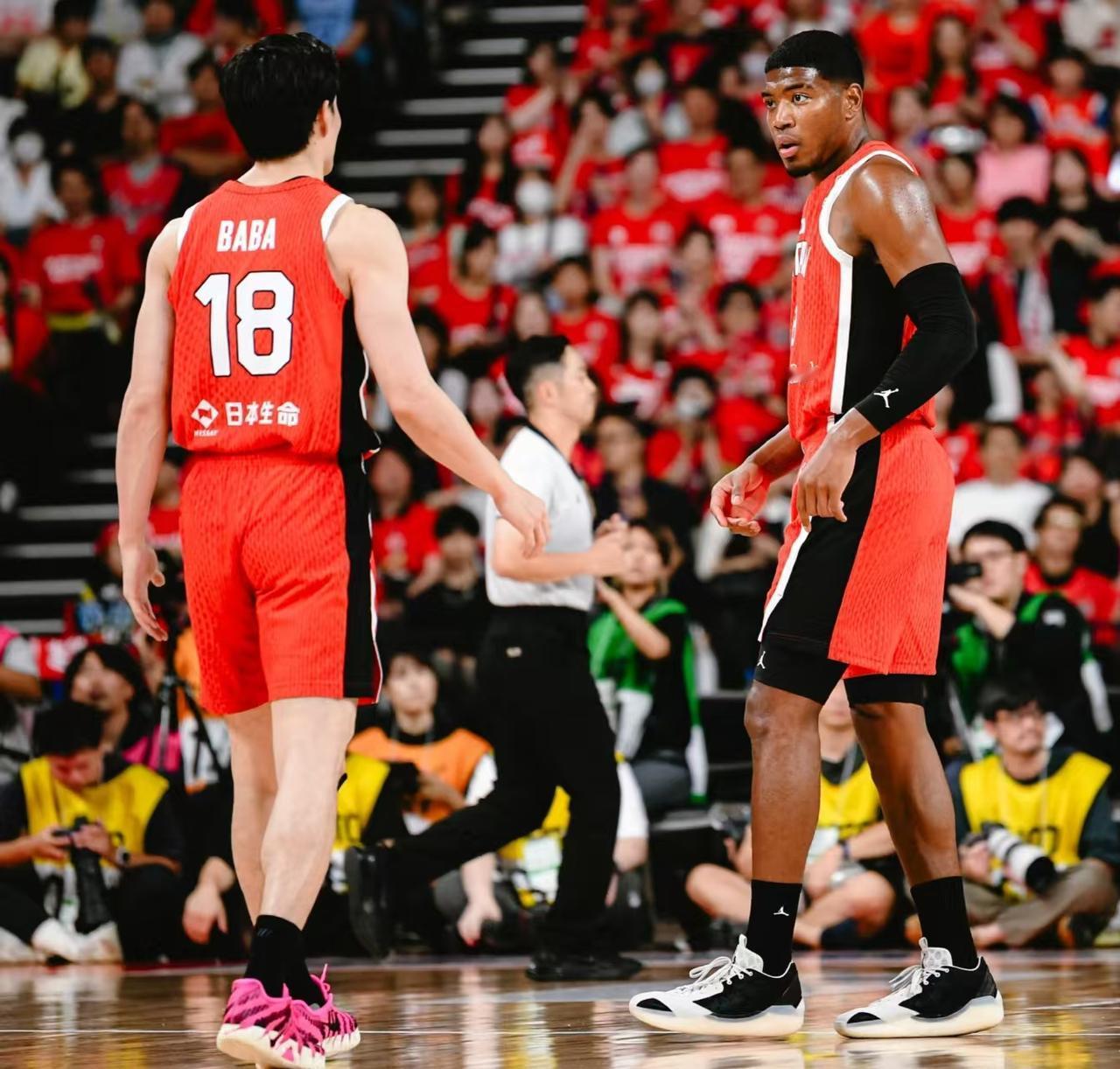 太欺负人了！河村勇辉24分，日本男篮95-66再胜韩国
首战日本20分轻取韩国；