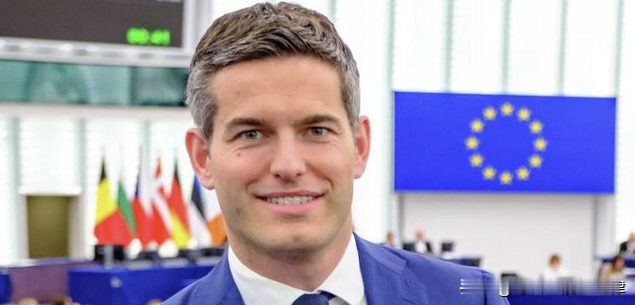 上任仅一天，荷兰新任外交大臣，就故意朝中国发难！

当地时间2月23日，荷兰最年