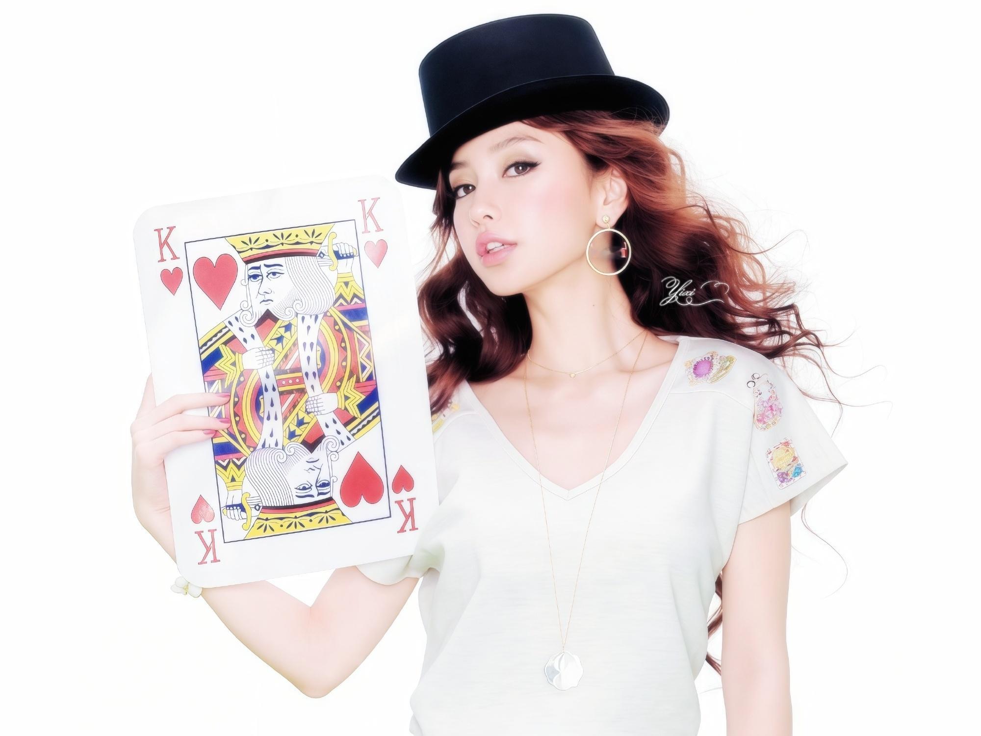 嗑颜bot 🃏Angelababy   ©️Abbbb. 