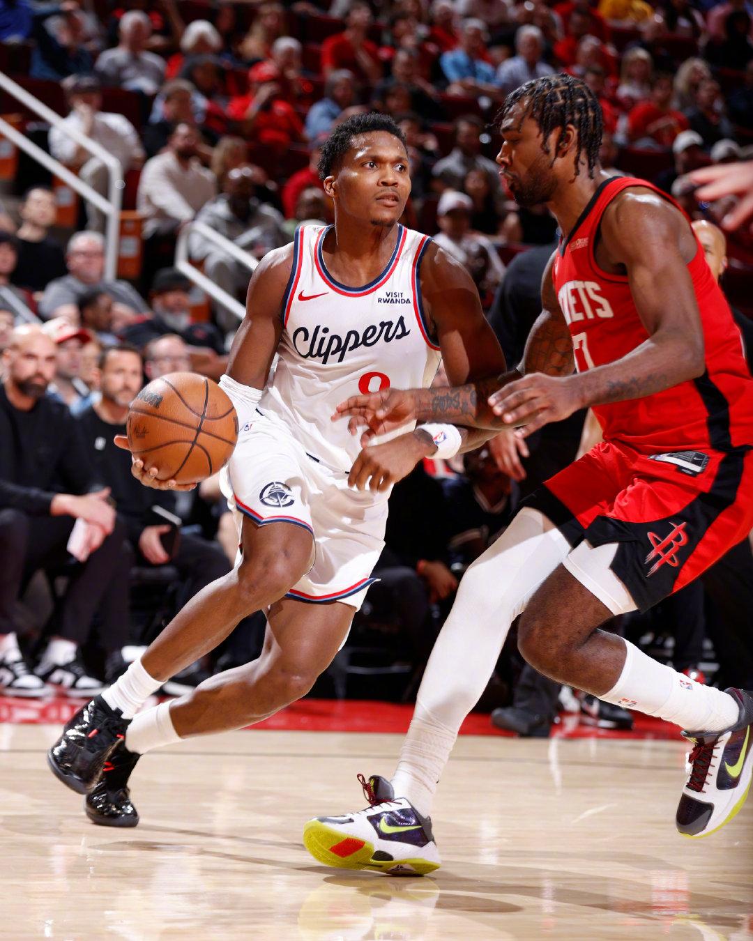 马瑟琳今天虽然手感依旧不好，全场10中3，其中三分球3中1，无球防守也不咋滴，但