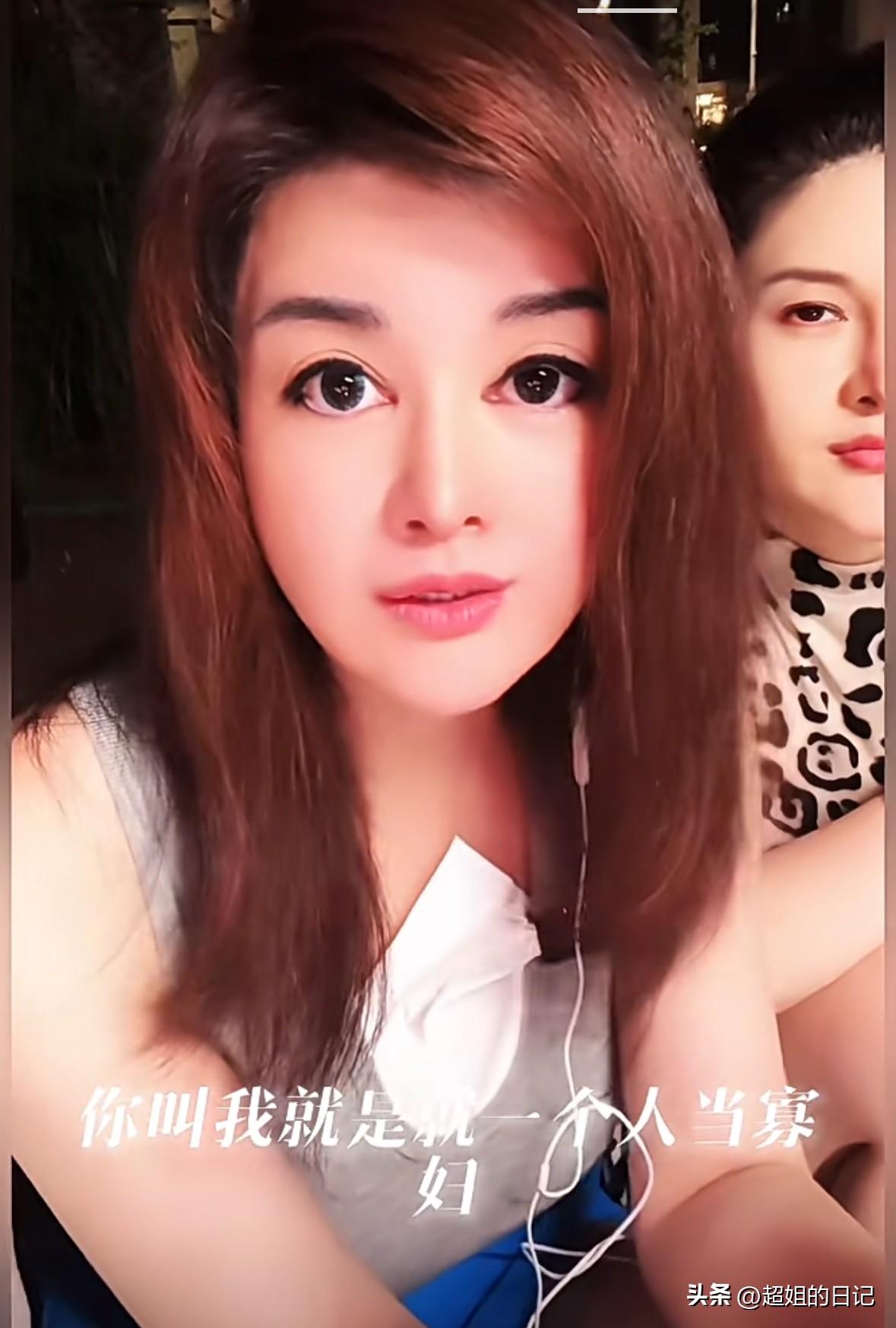 粉丝都不让于文红跟任任生孩子，大宝更是多次明确表态不同意，于文红还是坚持生。
