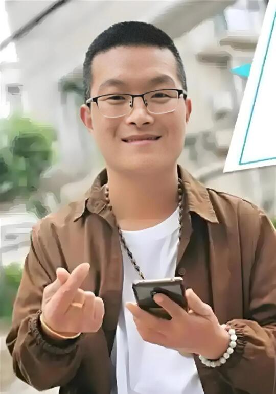 痛心！前妻车祸后，串哥三天不睡猝死