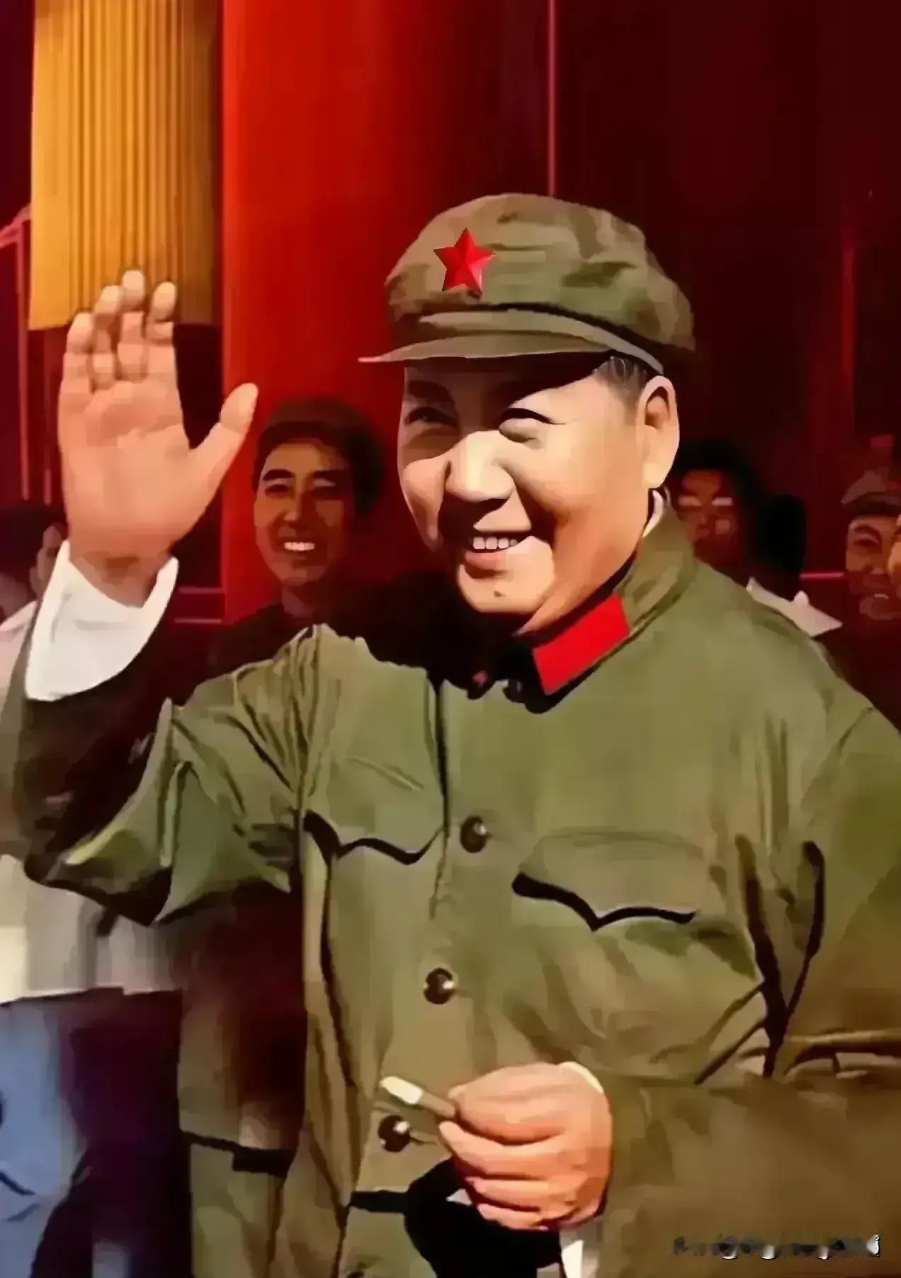 军民团结如一人，试看天下谁能敌。