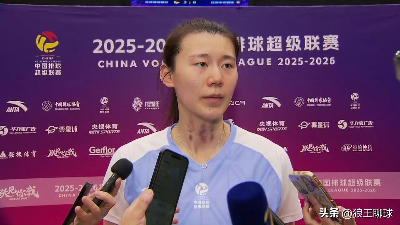 江苏女排为何成为国手大户?【半决赛次战王艺竹被压制】季后赛复出的王艺竹此前状态神
