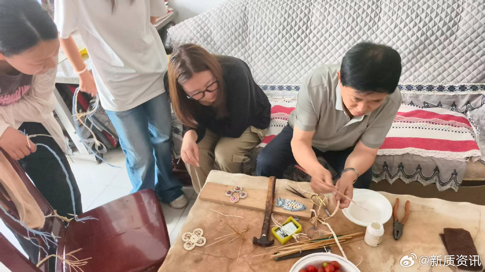山东学子寻访莱州草辫深耕黄河非遗实践【数据赋能非遗调研 曲师学子量化分析莱州草编