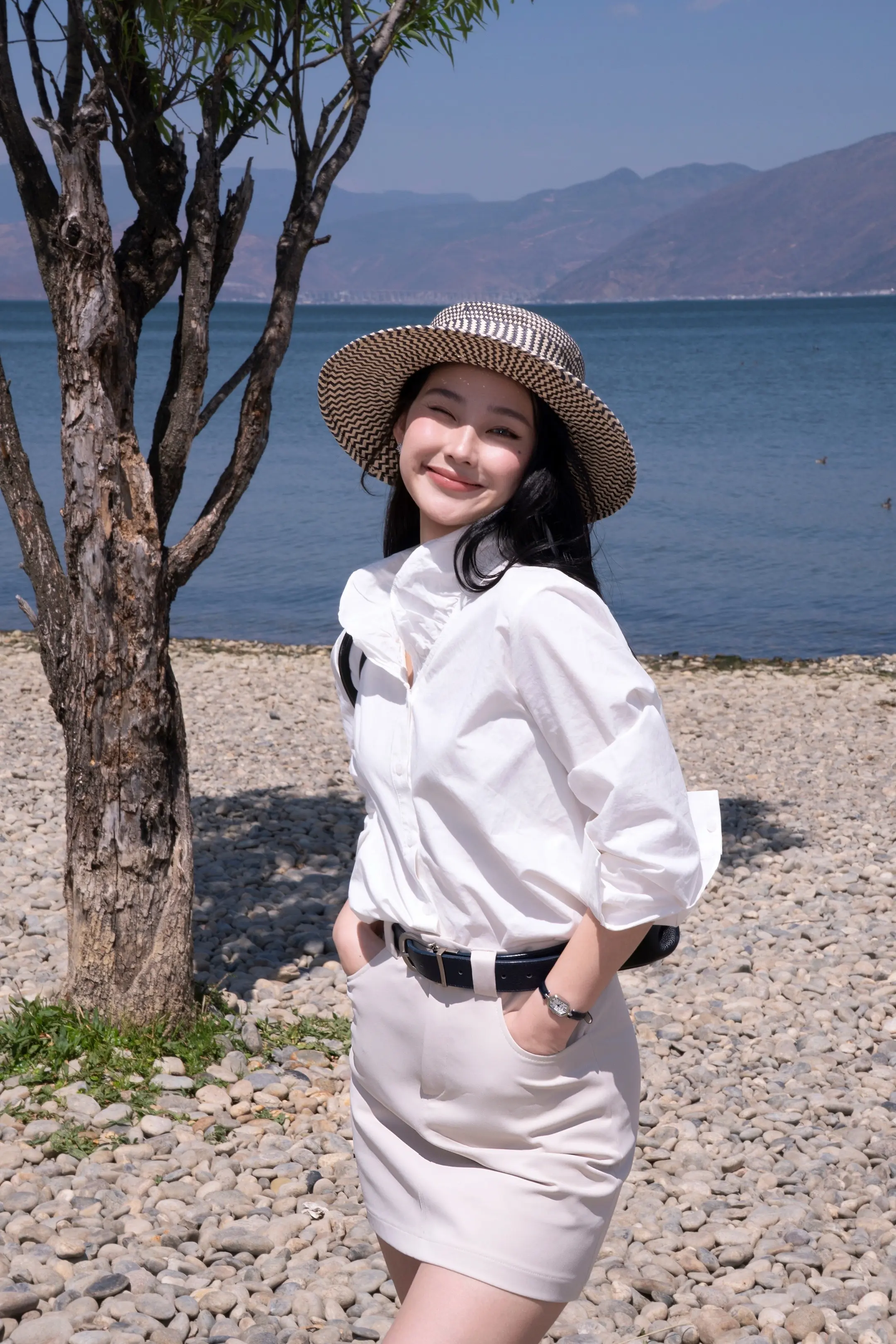 明媚自信本来就是一种美