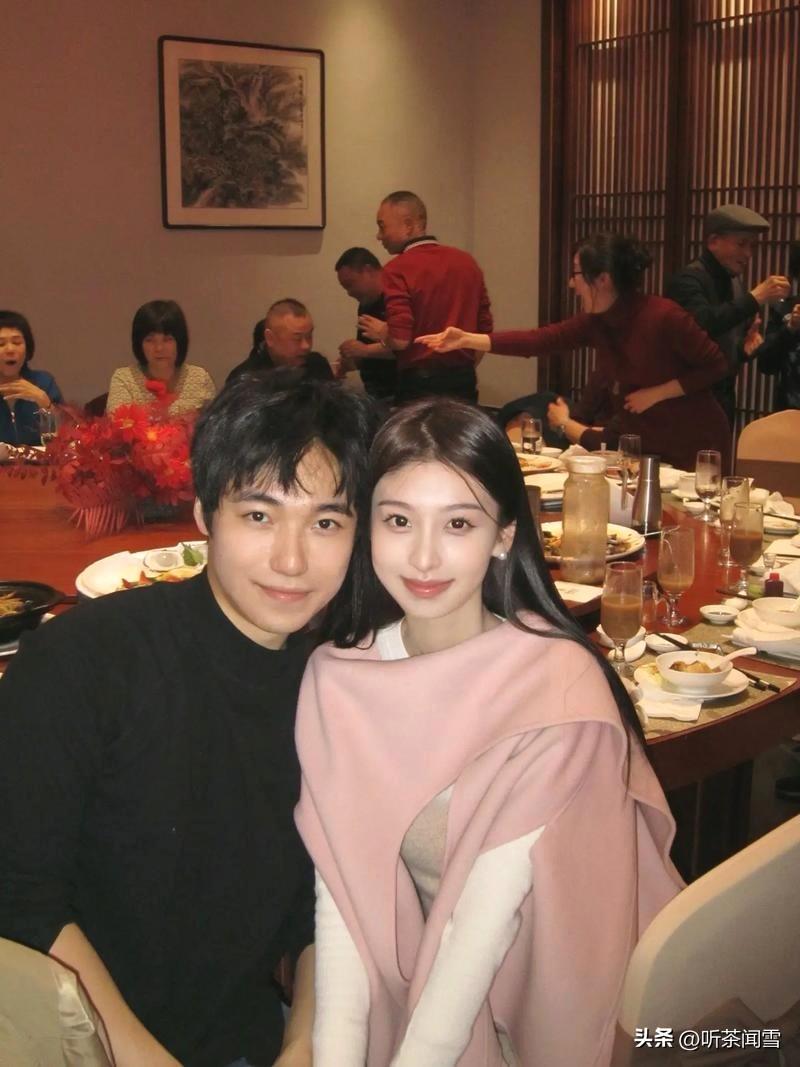 这年头娶媳妇咋跟银行柜员一样，还要看人脸色？我呸！我就不吃这一套，彩礼照给，房子