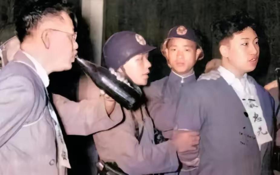 1950年7月17日，他双臂被反绑，由行刑宪兵灌下断头酒，他身姿挺拔，斯文干净，