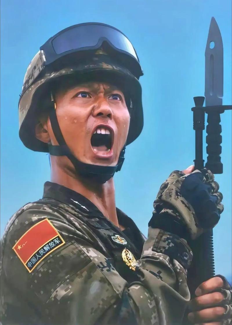 陆军变了？那些“不认识”的装备，藏着中国国防的底气
 
很多人看现在的陆军，都会